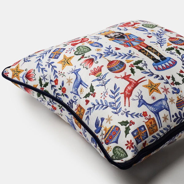 Nutcracker Beyaz Dekoratif Yastık Kılıfı