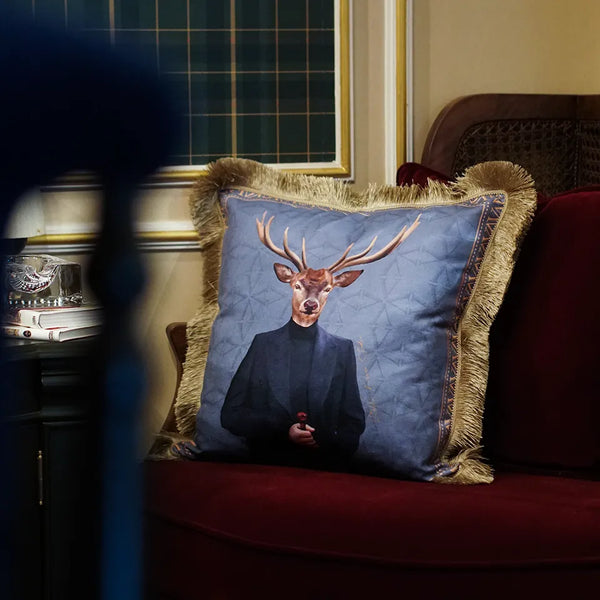 Deer Gentleman Dekoratif Yastık